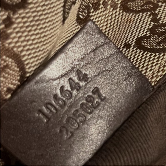 Gucci Brown and Tan Shoulder Bag - Picture 15 of 15